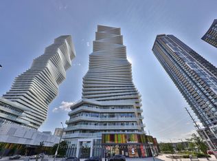 3900 Confederation Pkwy #4001, Mississauga, ON L5B 0M3