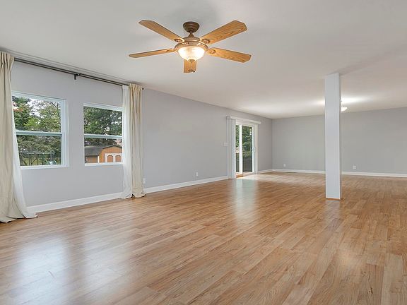 3rd image of 217 Burrwood Ave