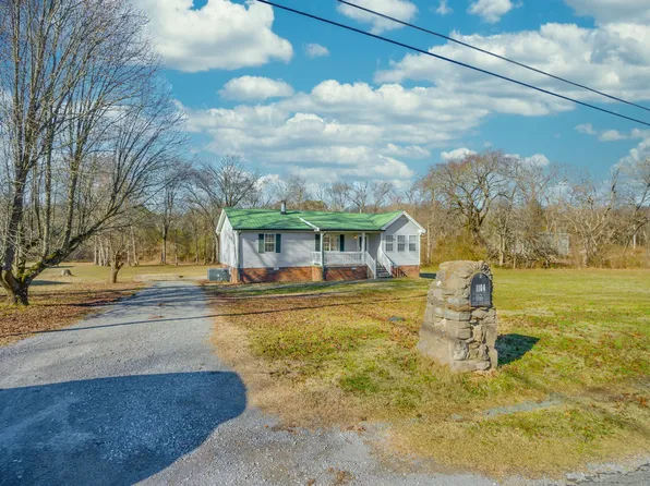 1104 Hilton Ln, Castalian Springs, TN 37031