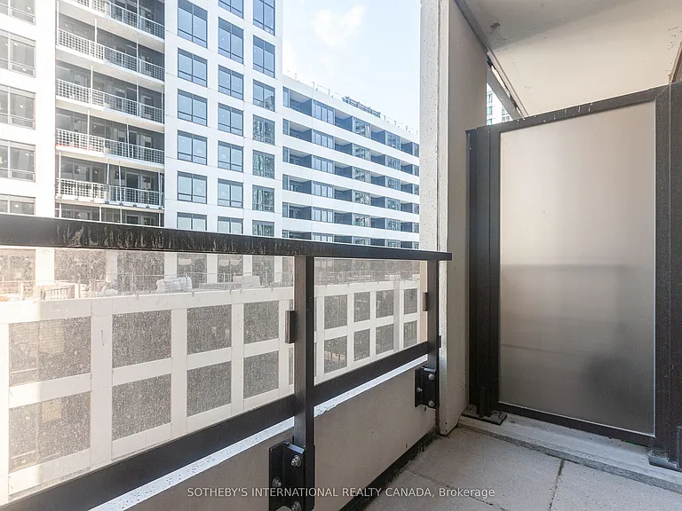 30 Elm Dr W #502 — Photo 19