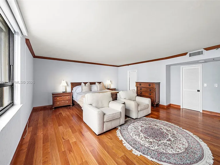 10175 Collins Ave #307 — Photo 10