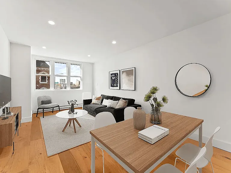 105 Carroll St #2 — Photo 2