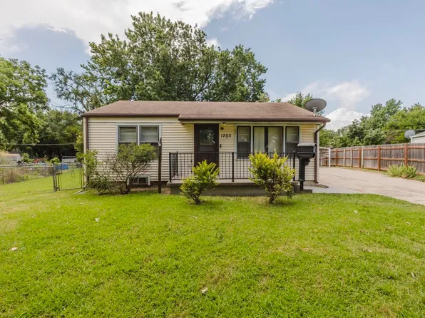 1753 E Marion Rd, Wichita, KS 67216