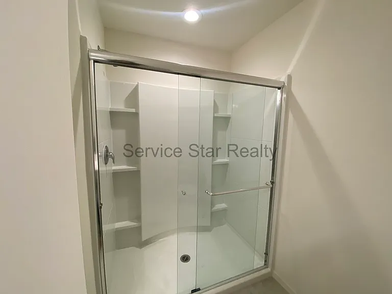 2402 E Alonso Dr — Photo 25