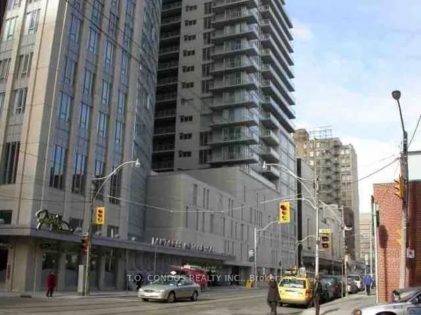210 Victoria St, Toronto, ON