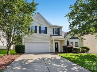 1915 Dundalk Rd, Charlotte, NC 28270
