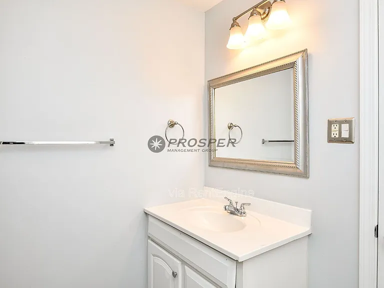 1082 Hampton Rd — Photo 14