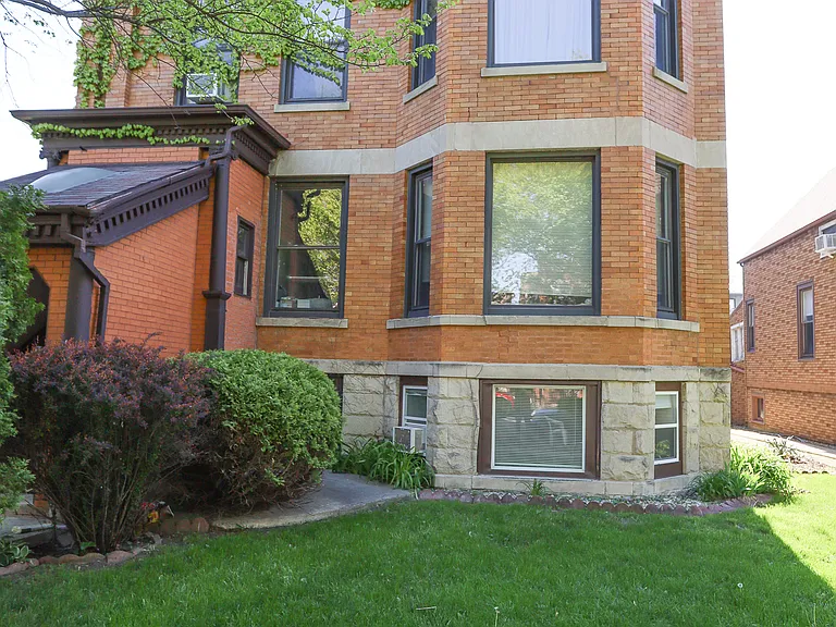 2825 N Francisco Ave #3F — Photo 10