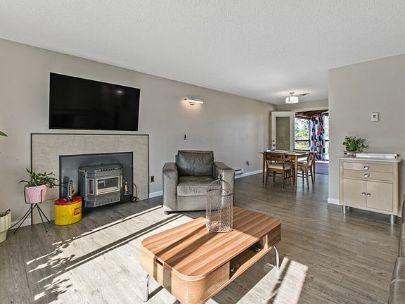 4th image of 13232 45th Ave NE