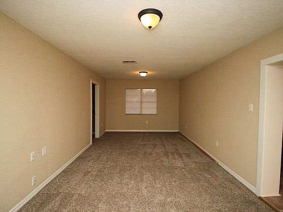 2nd image of 795 Lake Swoope Dr