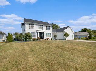 6020 Sunningdale Dr, Hudsonville, MI 49426