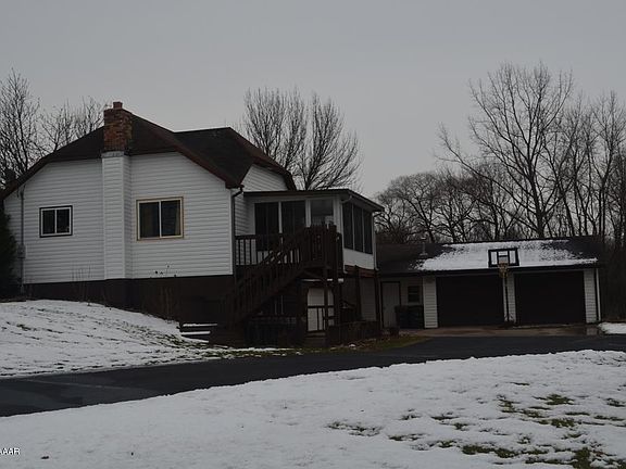 3rd image of 504 6th Ave SE