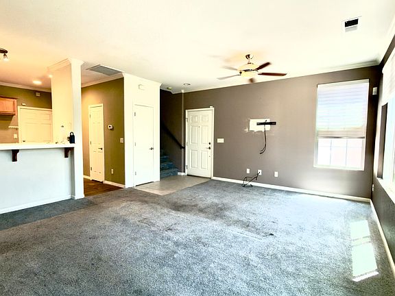 3rd image of 11015 Lamour Ln