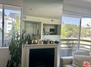 8614 Burton Way APT 104, Los Angeles, CA 90048