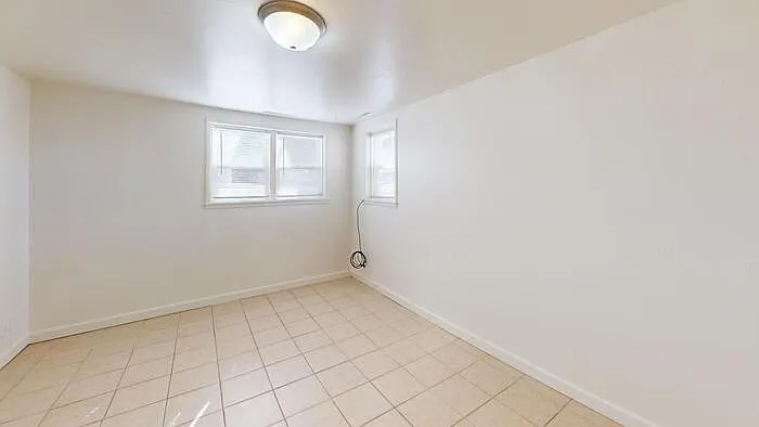 610 9th St NW #1 — Photo 6