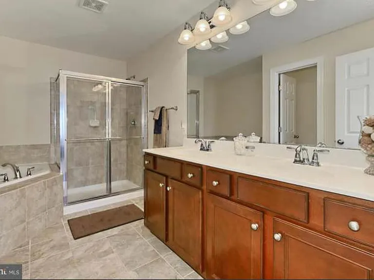 6216 Lawson Dr — Photo 11