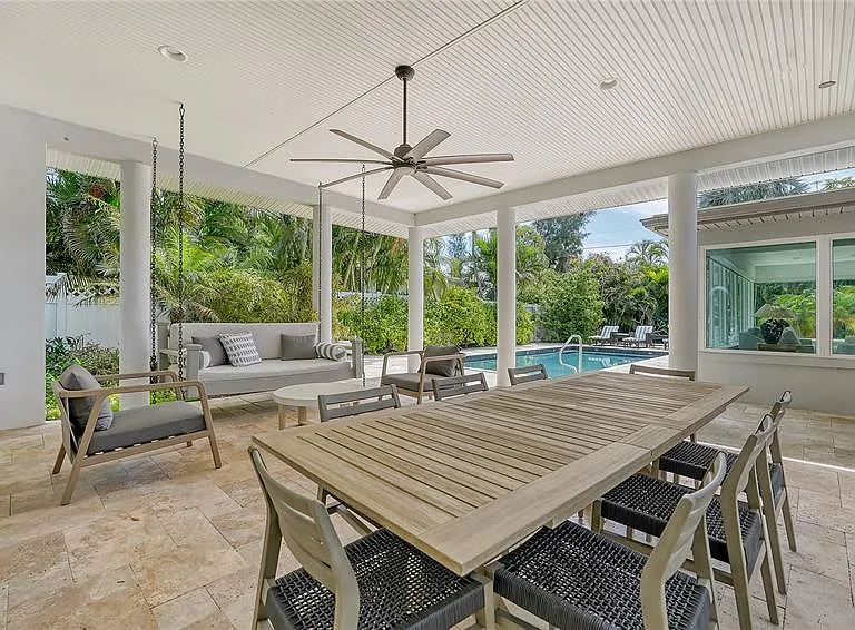 425 McKinley Dr — Photo 50