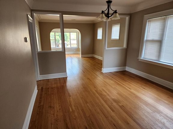 4th image of 5808 N Navarre Ave #2