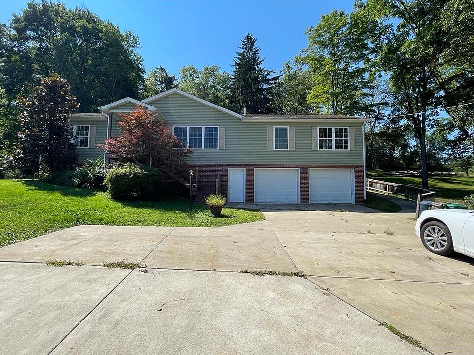1st image of 2283 Helena St