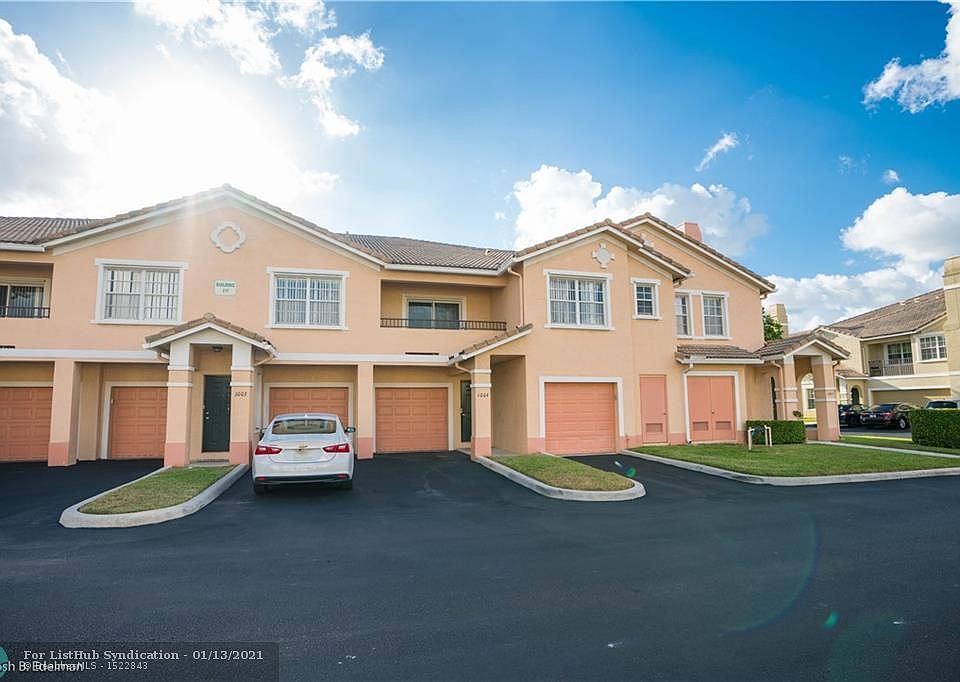 1st image of 1004 Belmont Ln
