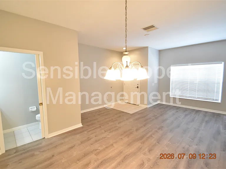 13121 Kings Crossing Dr — Photo 5
