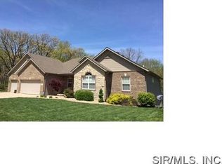 253 Sage Creek Dr, Bethalto, IL 62010