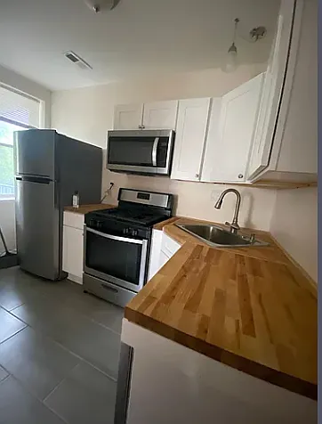 4443 W Gladys Ave #3
