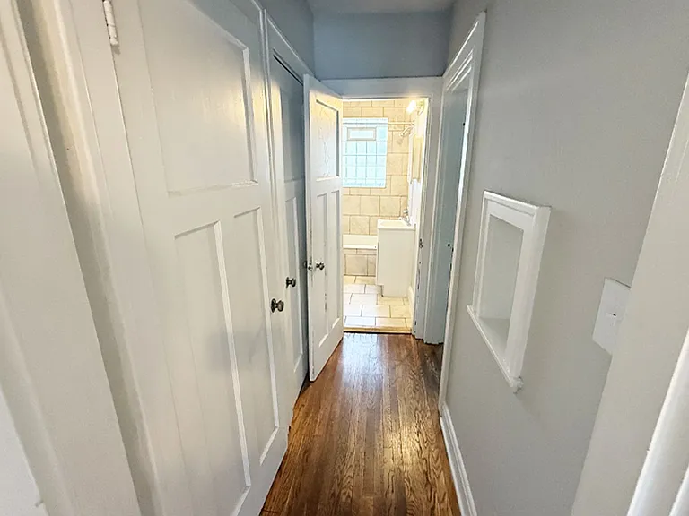 415-419-423 Probasco St — Photo 25