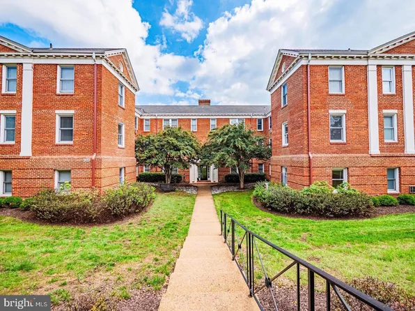 922 S Washington St APT 310, Alexandria, VA 22314