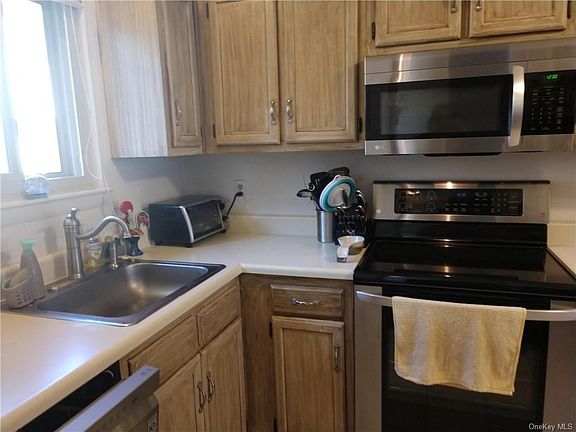 5th image of 2801 Village Dr
