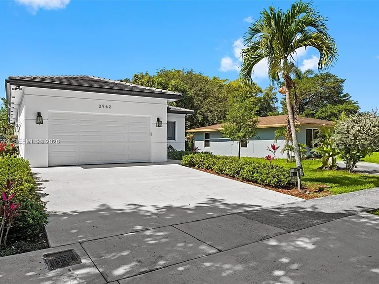 2962 NW 10th Ct — Photo 1