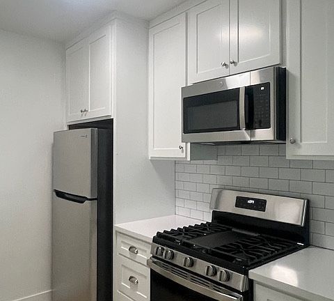 4th image of 833 Lincoln Blvd APT 10