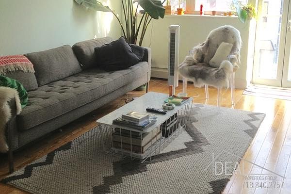 2nd image of 39 Wilson Ave