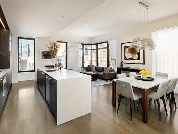 2nd image of 301 E 50th St APT 7C