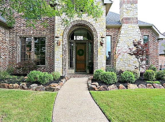 2nd image of 2891 Creekwood Ln