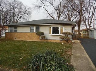 16042 Cambridge Ct, Markham, IL 60428