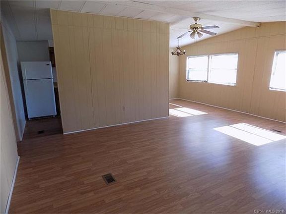 5th image of 79 Church Rd
