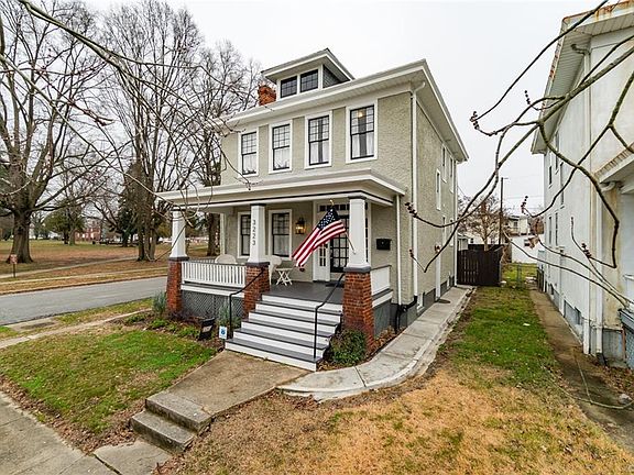 2nd image of 3223 Carolina Ave