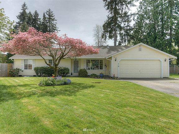 2nd image of 1512 Entrada Ct NE