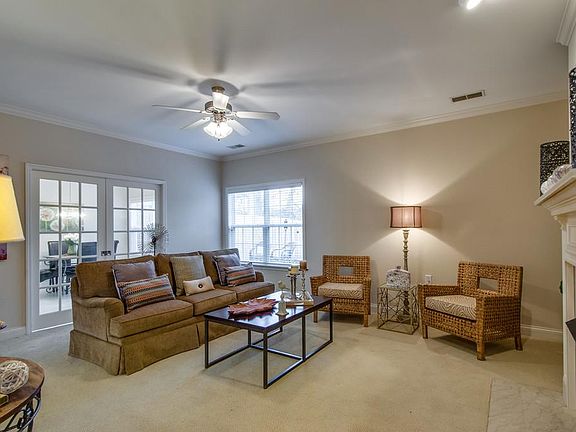 5th image of 136 Prince William Ln