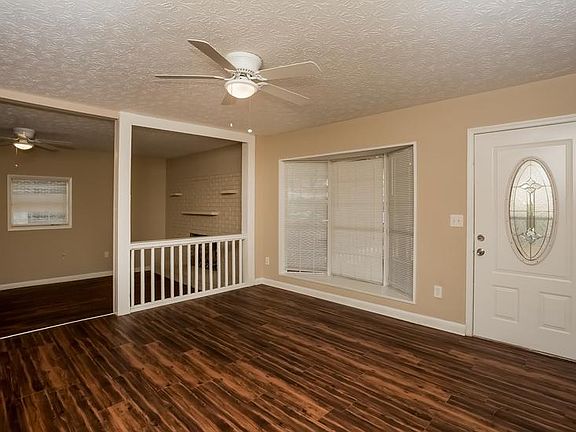 4th image of 1083 Laurel Ln NW