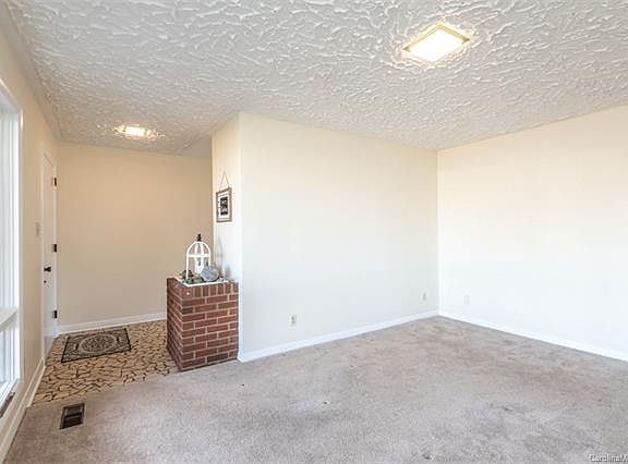5th image of 3413 E Main St