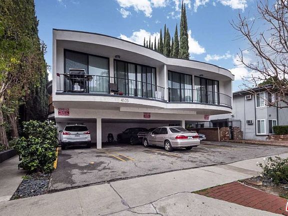 2nd image of 4535 Murietta Ave