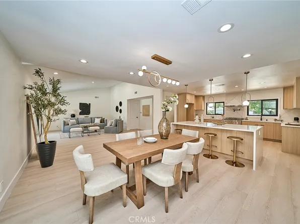 18321 Kinzie St, Northridge, CA 91325