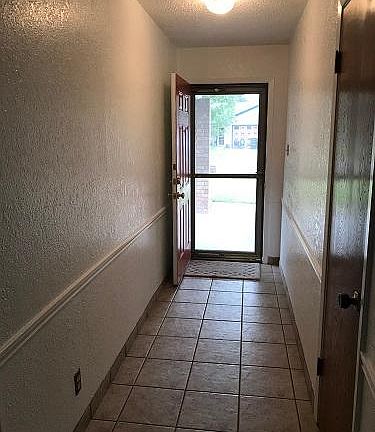 2nd image of 1703 Fairway Dr
