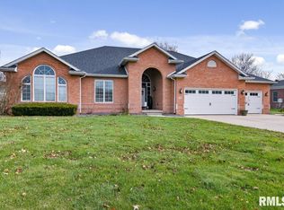 4916 Foxhall Ln, Springfield, IL 62711