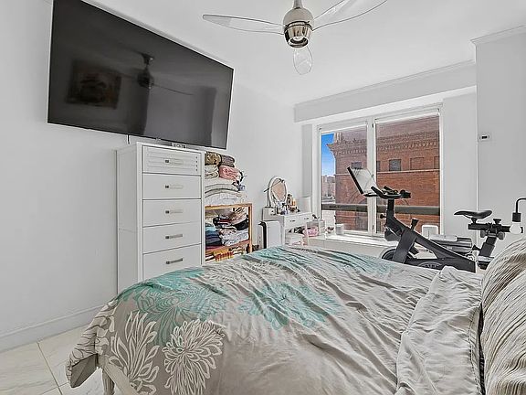 4th image of 530 E 76th St APT 6J