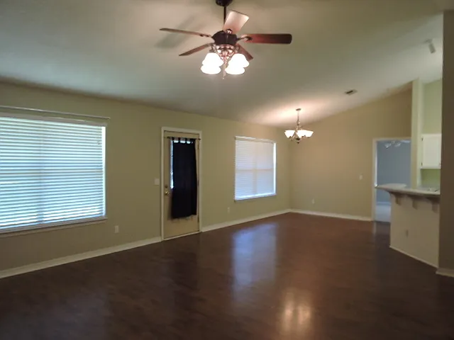 7350 Copter Ln — Photo 3