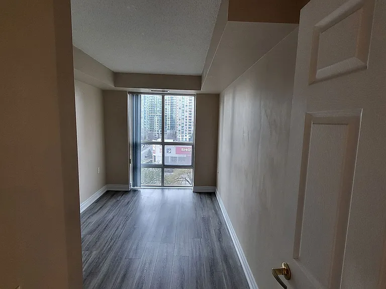 20 Olive Ave #802 — Photo 8