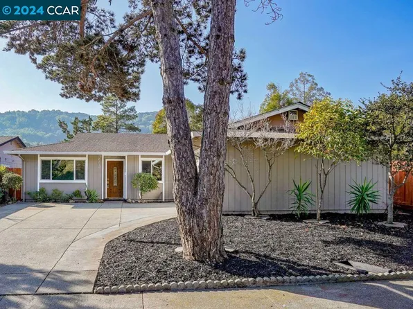 2310 Monte Vista Dr, Pinole, CA 94564